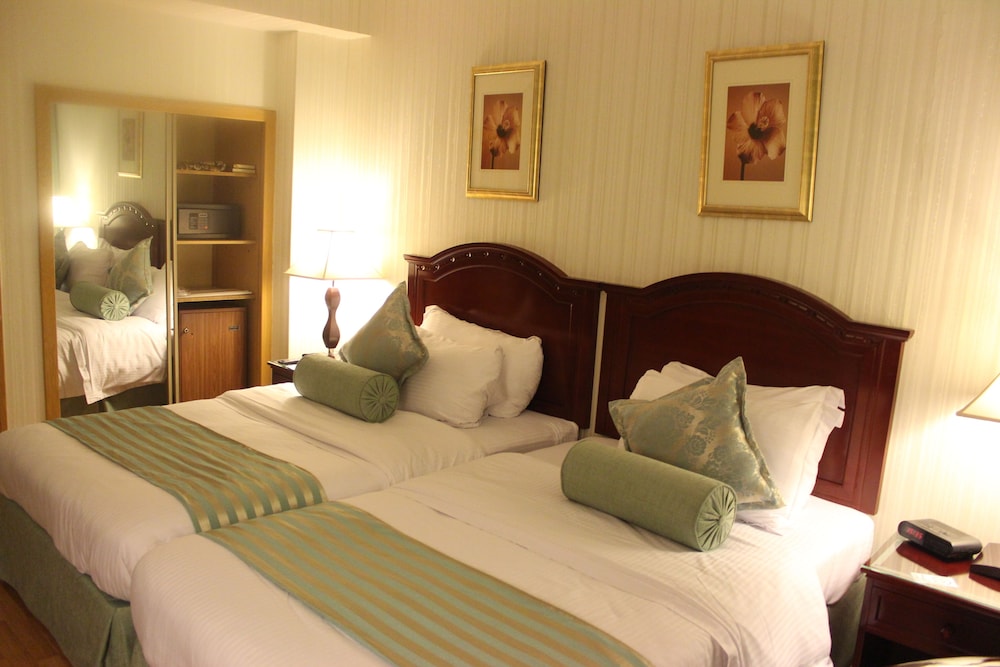 فندق سويس انترناشونال الحمراء الدمام(Swiss International Al Hamra Hotel Dammam) 8/20