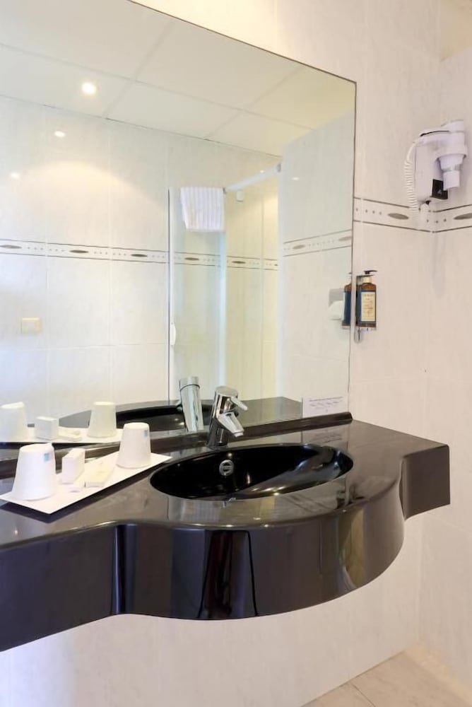 Hotel Saint Christophe Calvi (ex Saint Christophe Corsica) 41/55
