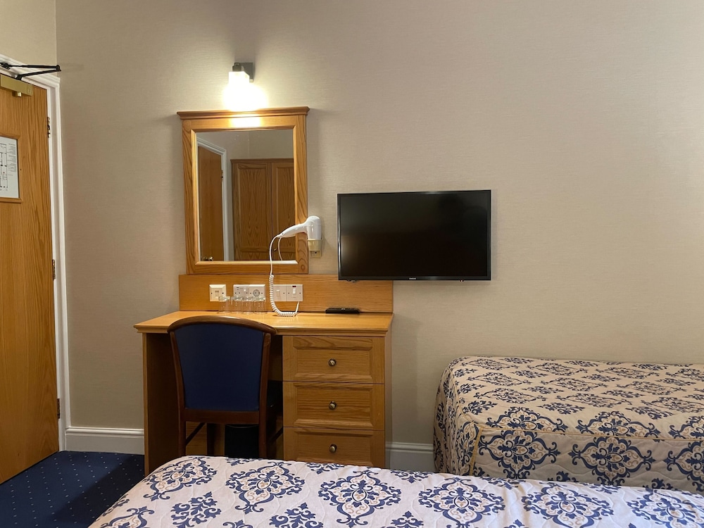 Olympic House Hotel 48/51