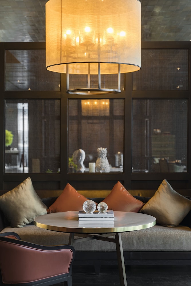 Rosewood Phnom Penh 40/76