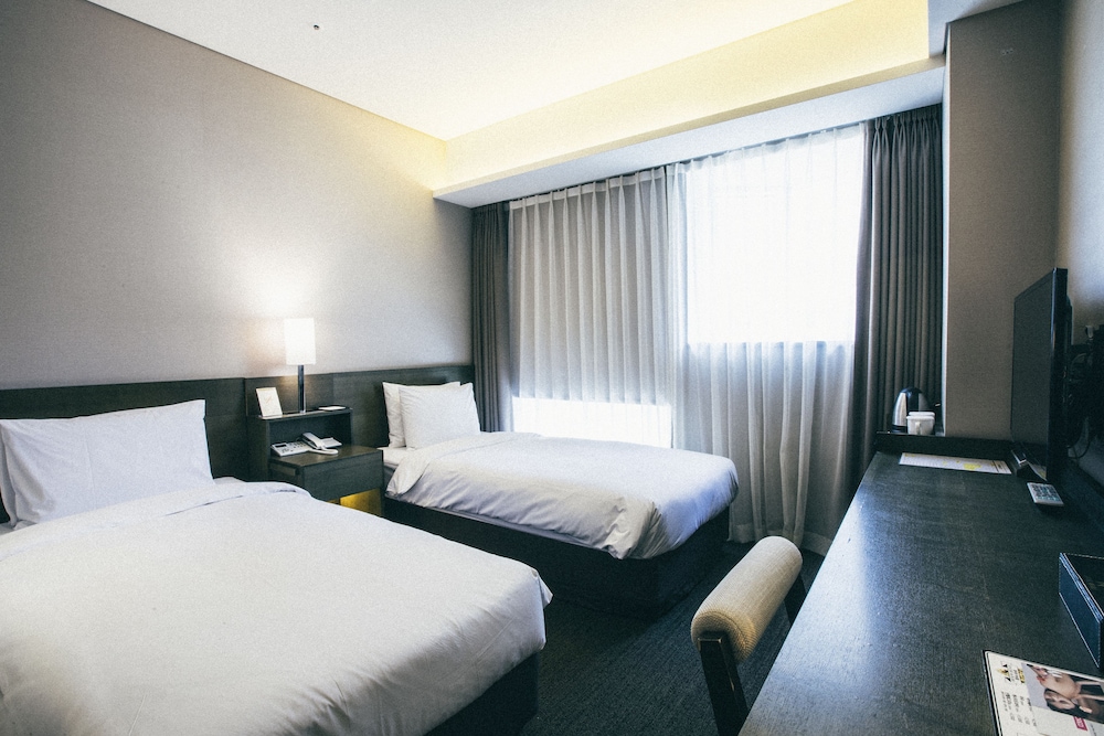 Hotel Manu 10/69