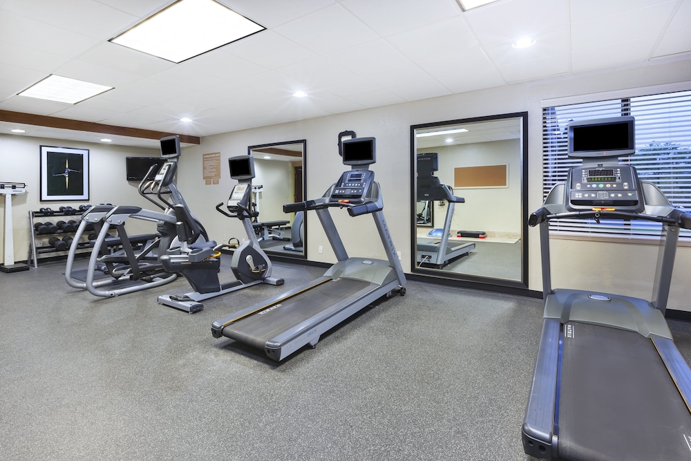 Candlewood Suites Grand Rapids Airport, an IHG Hotel 27/53