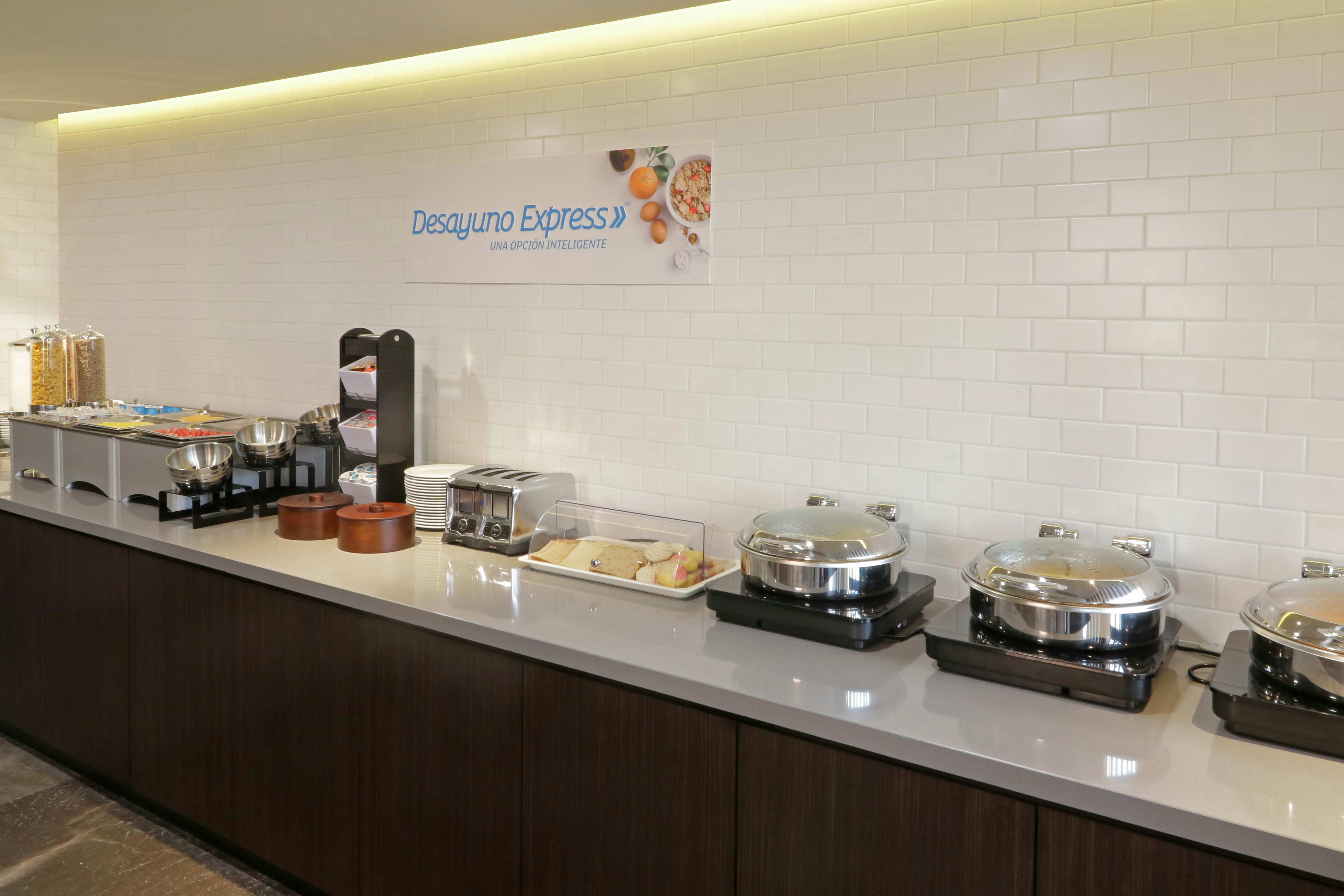 Holiday Inn Express Suites Monterrey Valle 13/74
