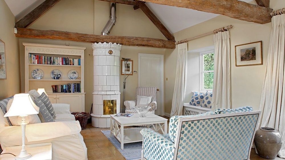 Sandown Cottage 7/38