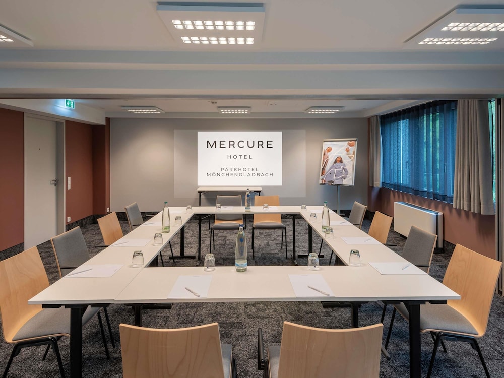Mercure Parkhotel Monchengladbach 70/76