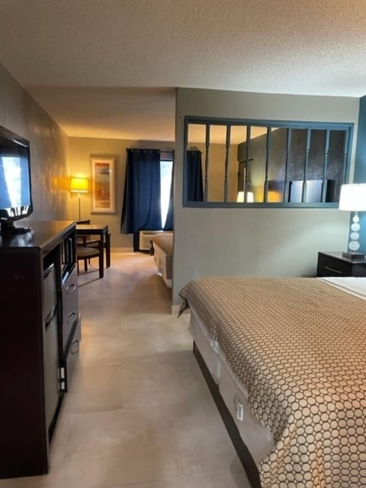 Guest Inn Lake City 26/29