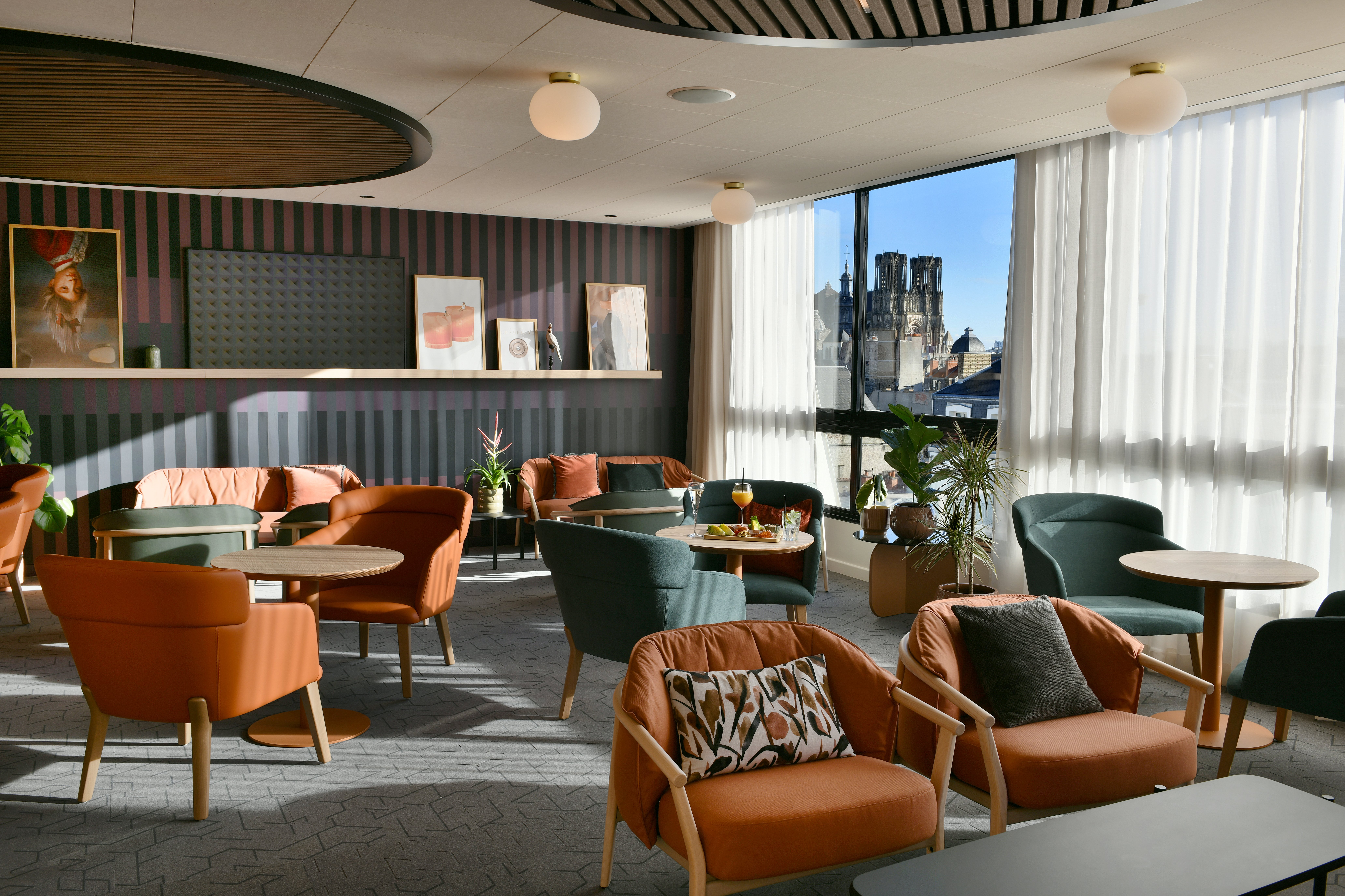 Holiday Inn Reims Centre 39/65