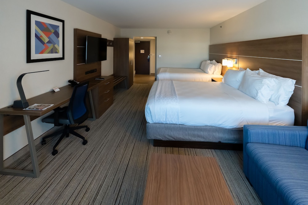 Holiday Inn Express Boston 20/63