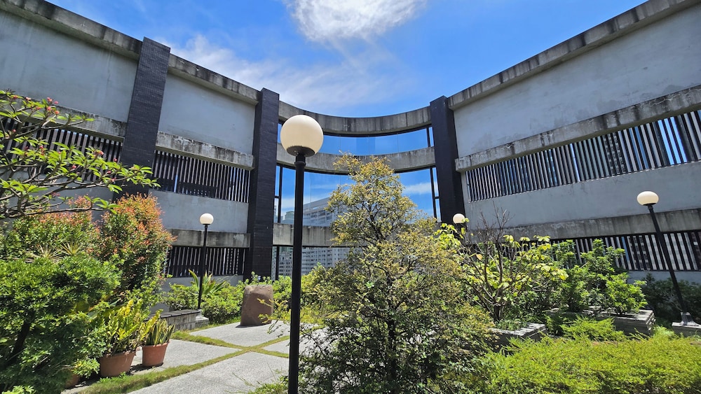 HOTEL R14 58/62