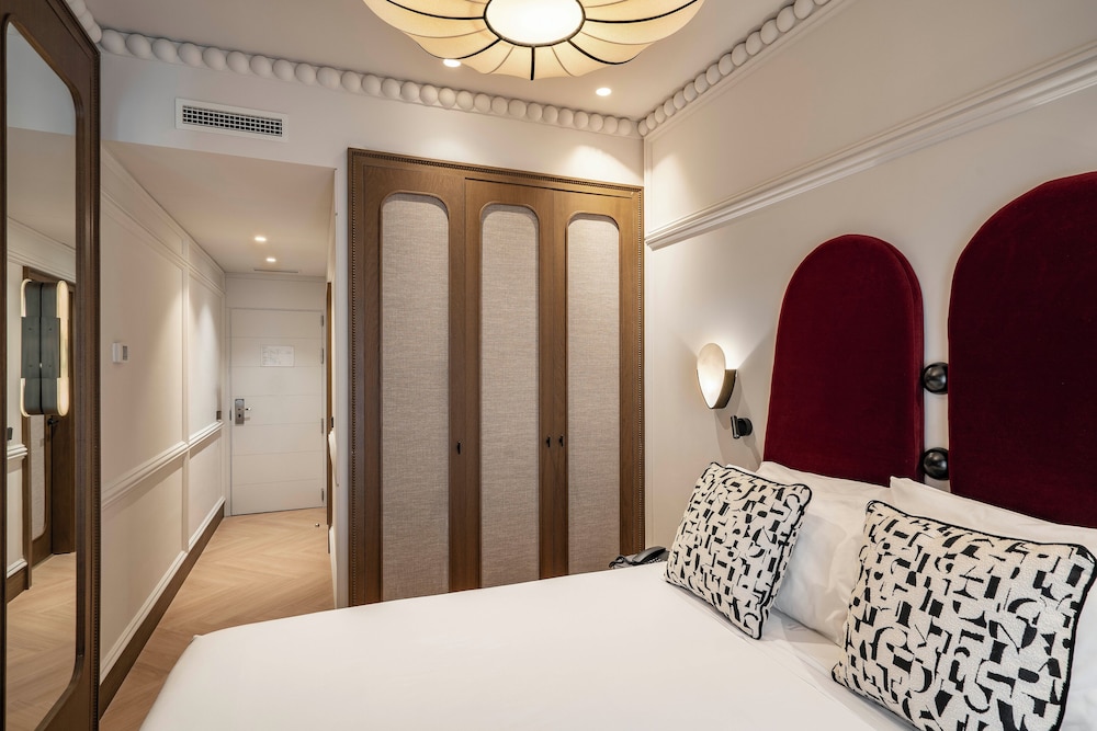 STANDARD, SINGLE, DOUBLE BED