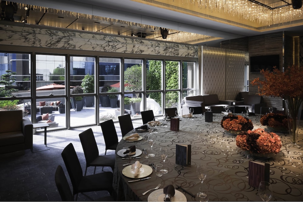 Nina Hotel Kowloon East 24/30