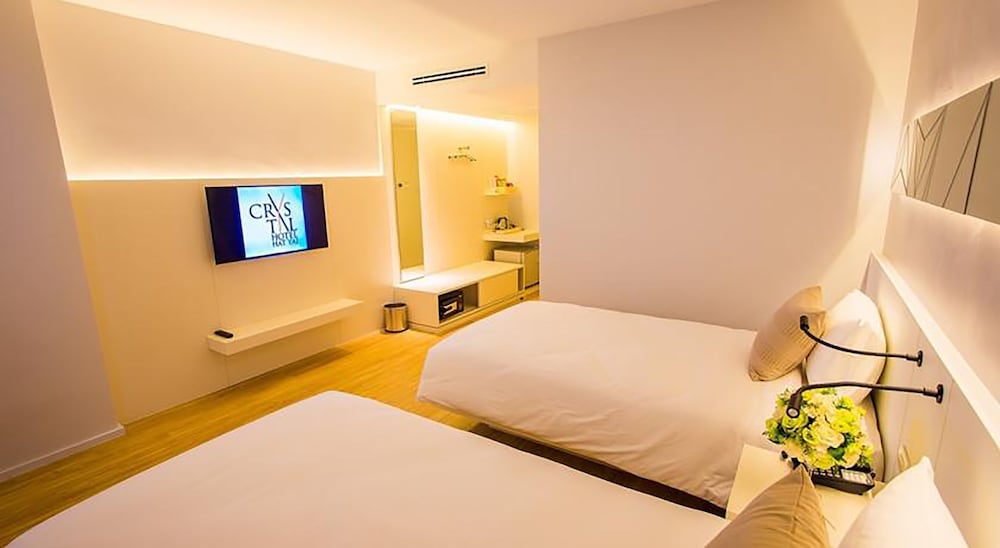Crystal Hotel Hat Yai 12/54