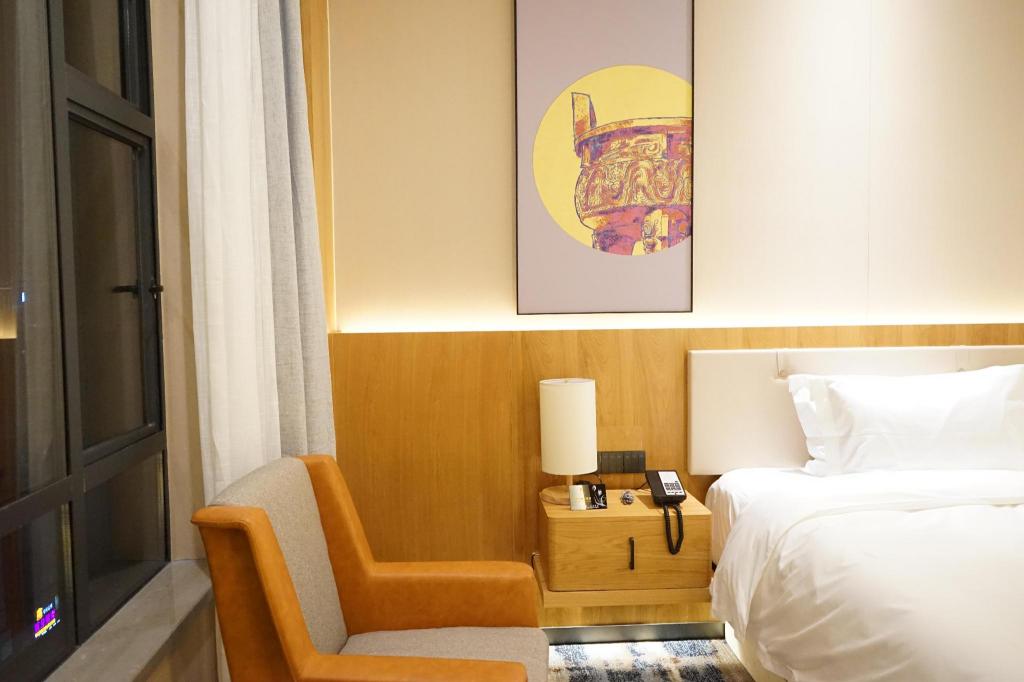 Rezen Longuu Hotel (Zhaoqing Qixingyan scenic spot store) 10/48
