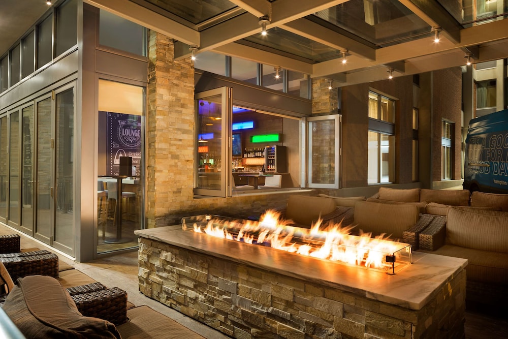 Hampton Inn & Suites Clayton/St Louis-Galleria Area 41/61