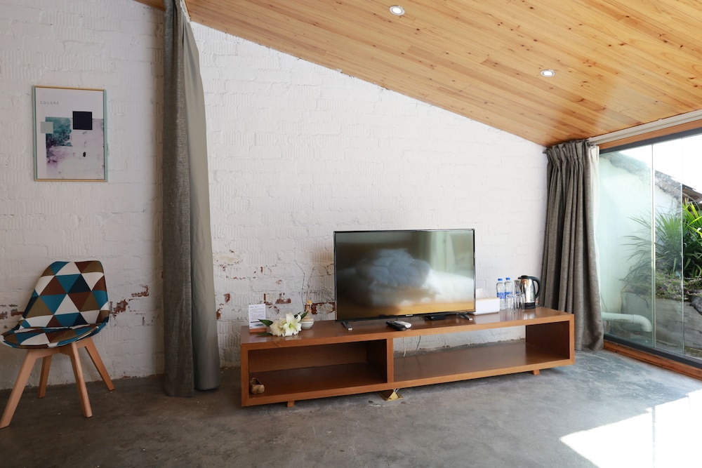 The Pure Site 36/43