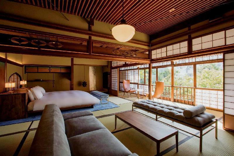 Hollywood, Suite, Twin Beds