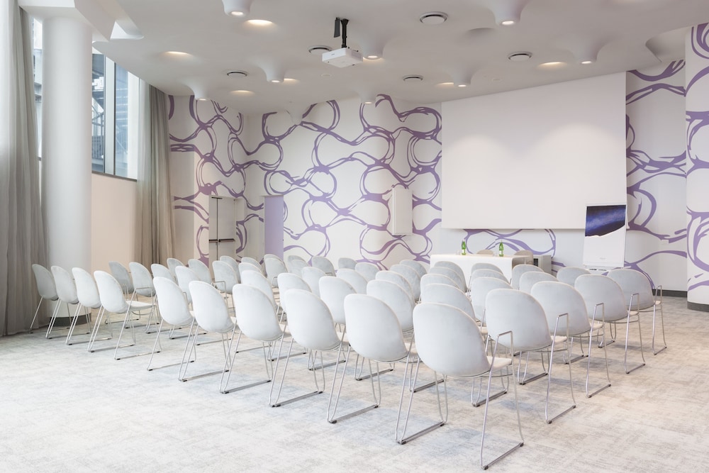 voco Milan-Fiere, an IHG Hotel 40/48