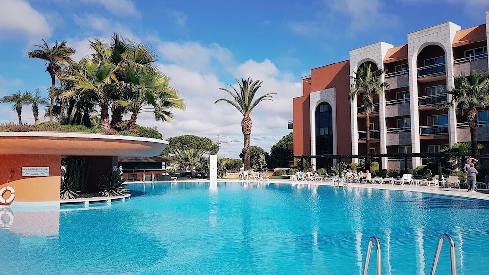 Falesia Hotel - Adults Only in ALBUFEIRA