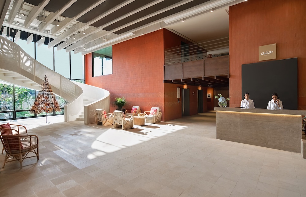 Ad Lib Hotel Khon Kaen 7/50