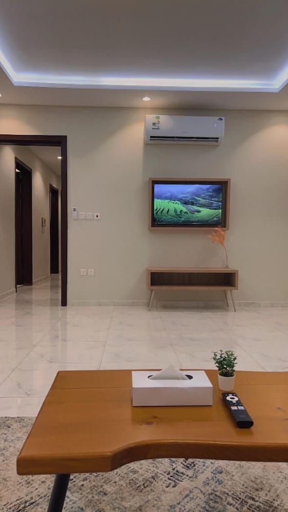 Lobby at Holiday Plus Mishrifah Apartments, JEDDAH