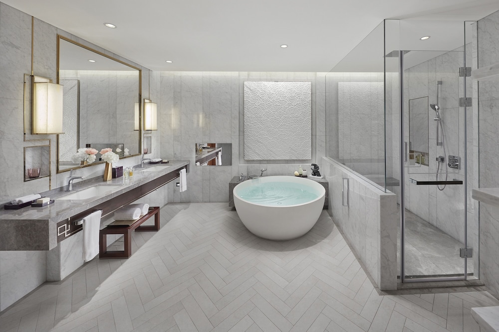 Mandarin Oriental Wangfujing Beijing 13/74
