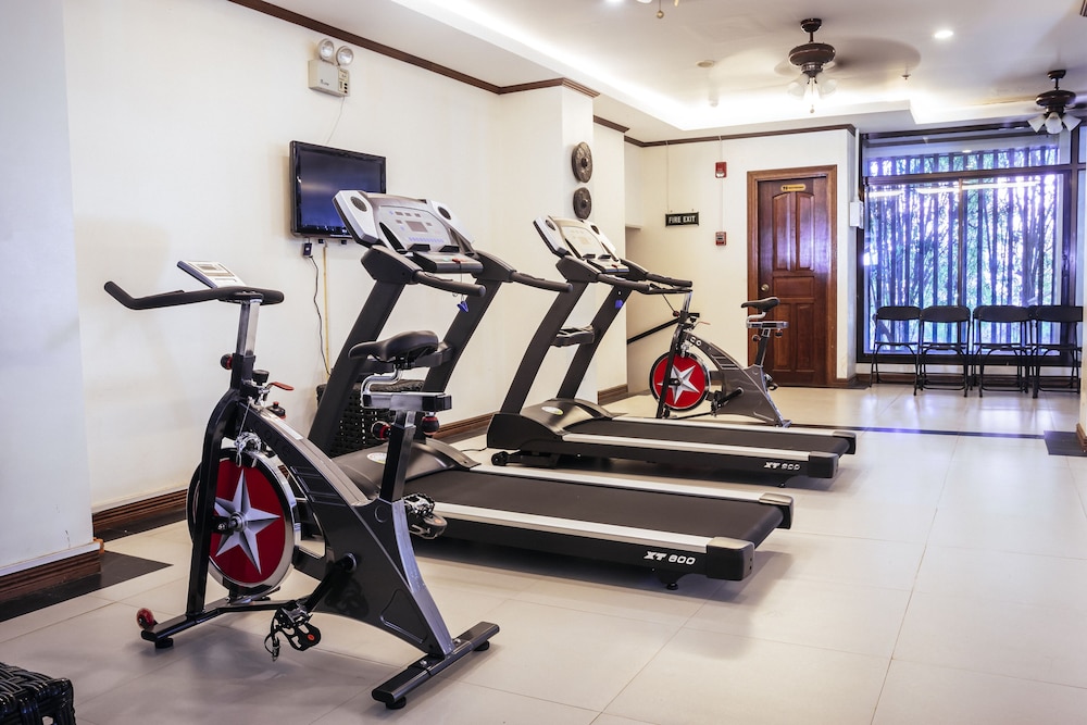 Ipil Suites Puerto Princesa 23/40