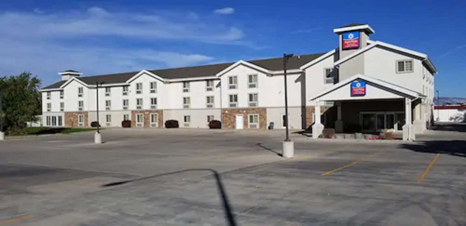 Hotel Vernal 9/10