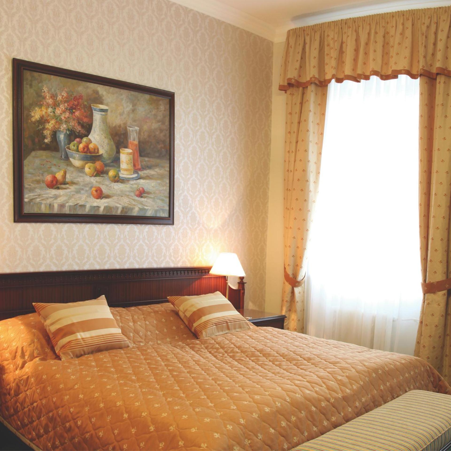 Room, Double Bed