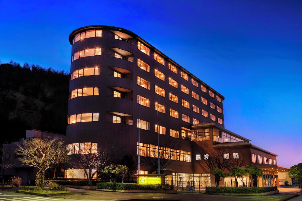 Hamanako Wanwan Paradise Hotel (Ex HAMANAKO GRAND HOTEL SAZANAMIKAN) 2/67