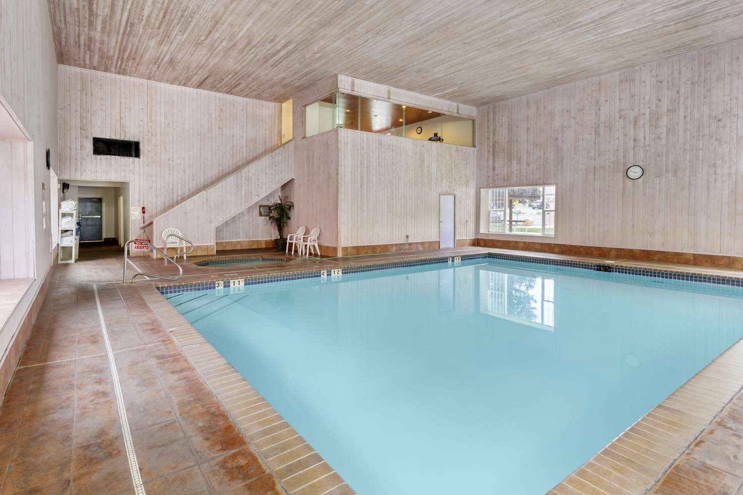 Quality Suites Moab near Arches National Park 26/42