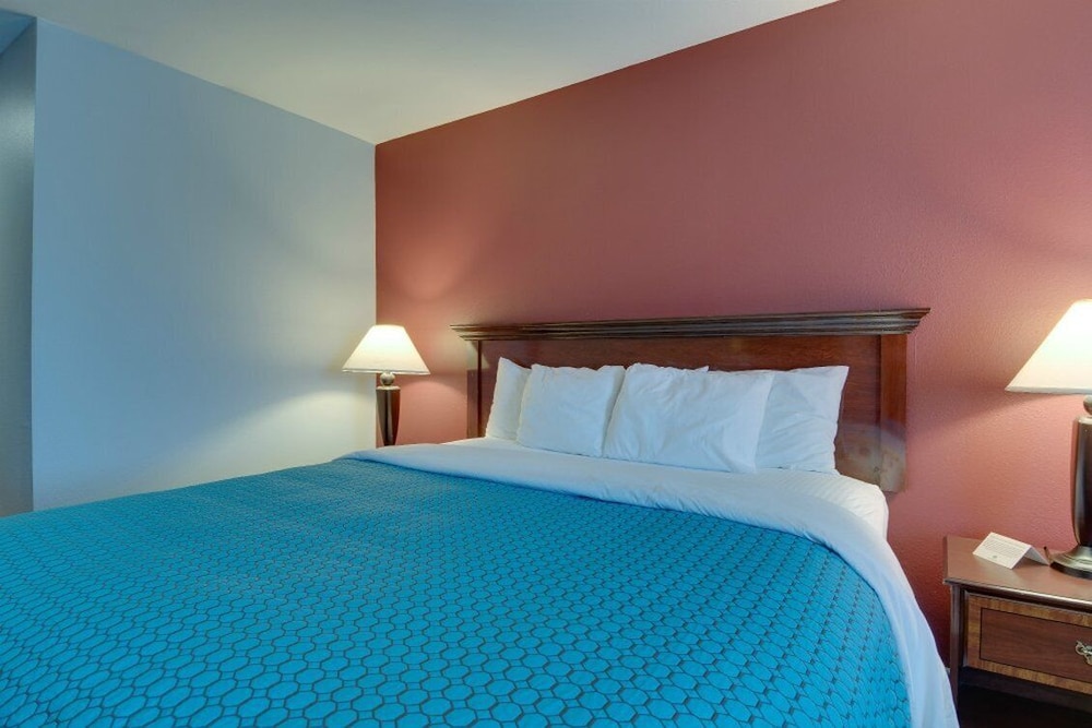 Americas Best Value Inn Hayward 38/57