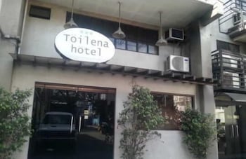 トイレナ ルーム アンド ボード 写真1