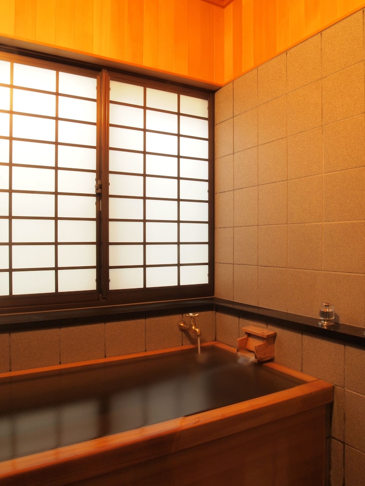 KOSHI NO YADO TAKASHIMAYA 23/50