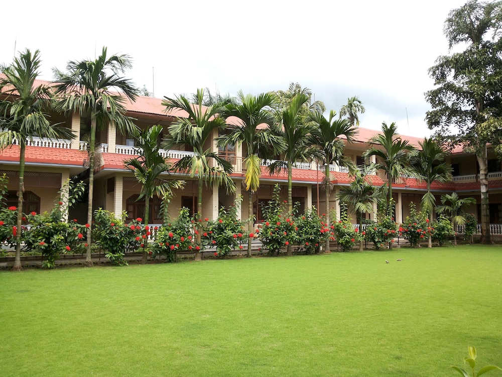Hotel Wildlife Camp 34/42