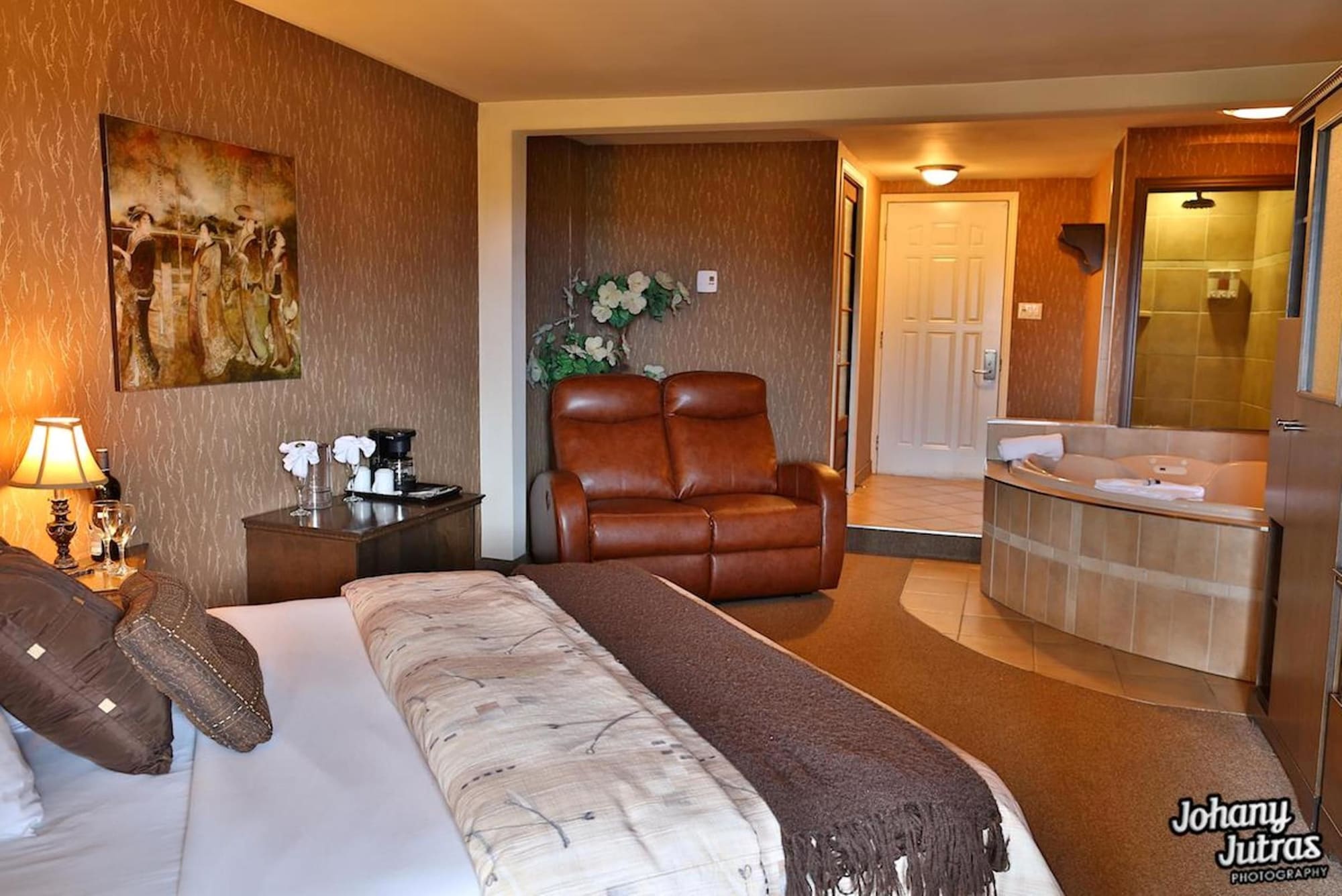 Oriental, Suite, Queen Bed