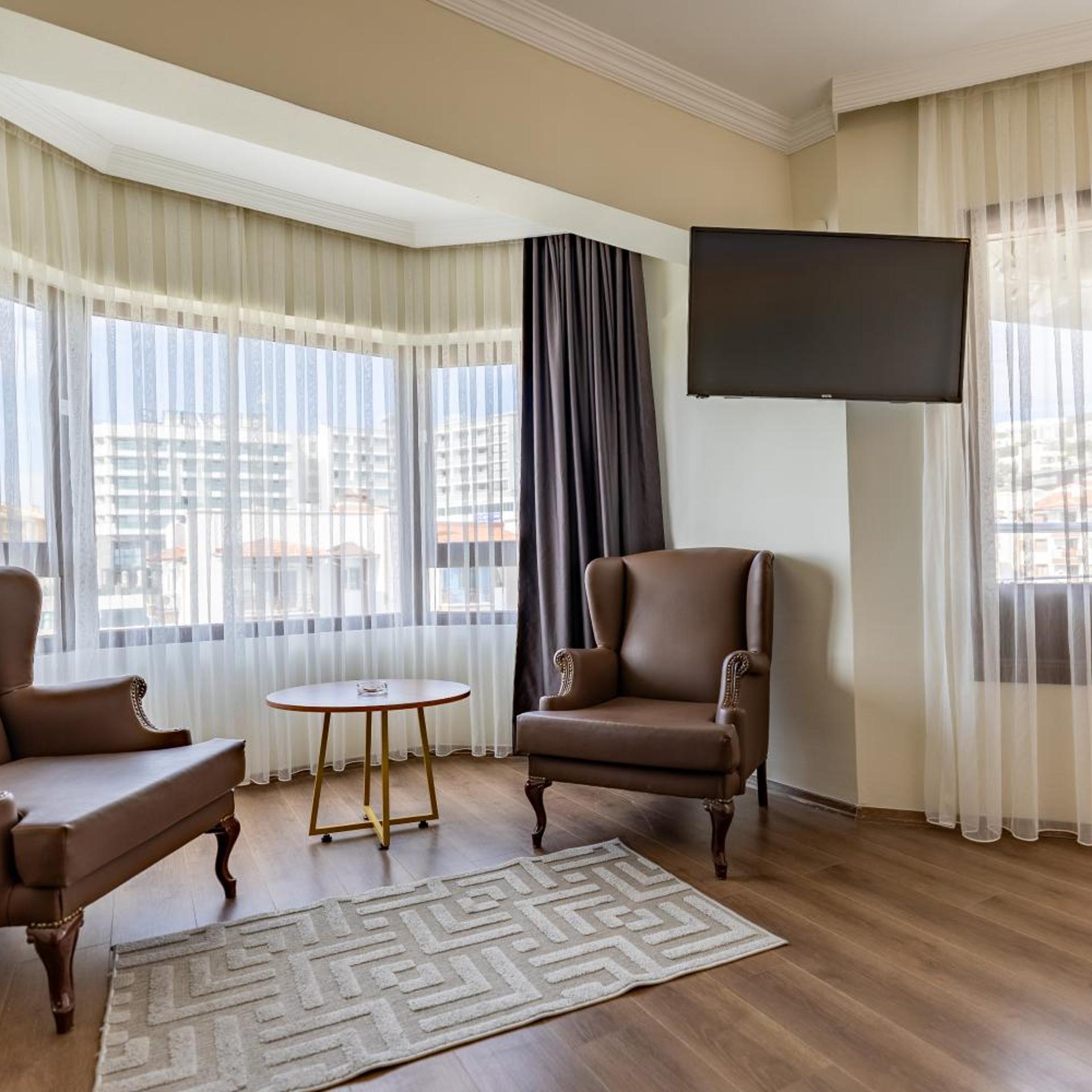 Queen Marin Hotel (ex The View City Hotel) 19/31