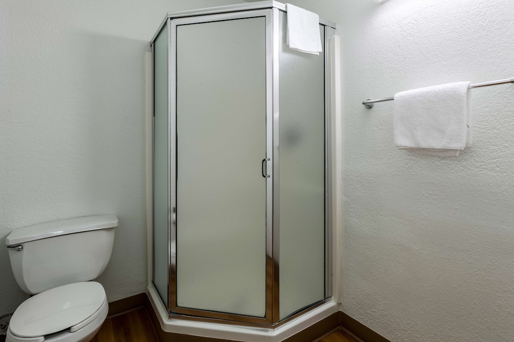 Motel6 Sacramento, CA - Downtown 57/60