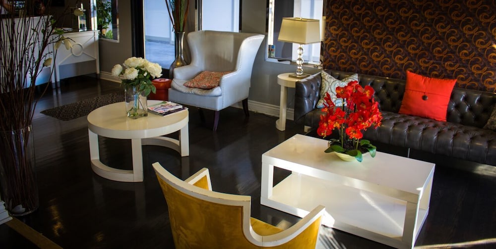 La Sky Boutique 45/70
