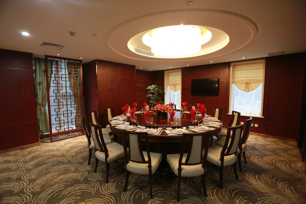 Guangzhou Seaman's Club 57/63