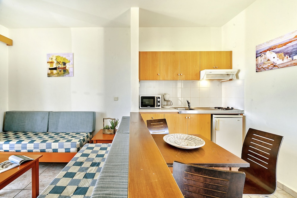 Pegasus Hotel 37/50