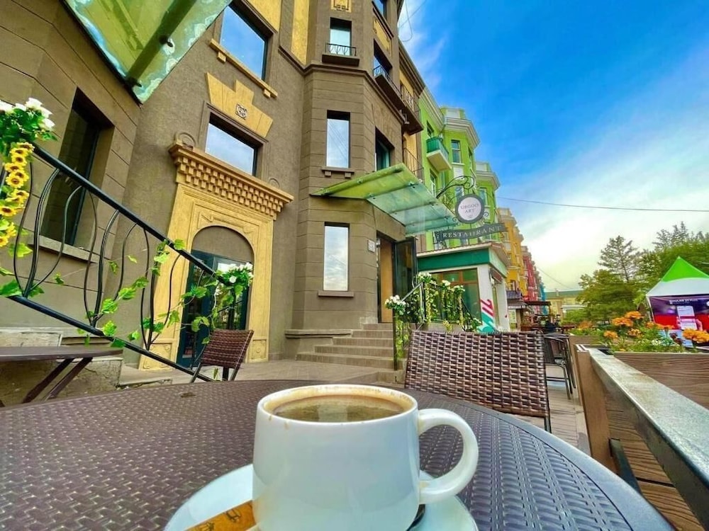 Urgoo Boutique Hotel 41/49