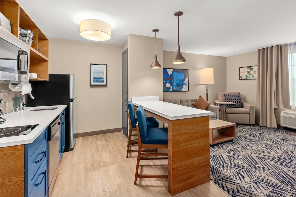 Candlewood Suites Sumner - Puyallup Area 33/37