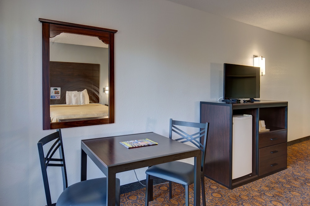 Howard Johnson by Wyndham Branson Theatre District 46/59