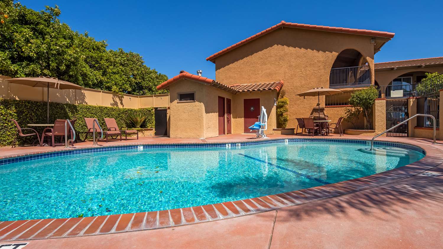 Best Western La Posada Motel 6/54