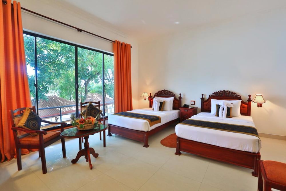 Centauria Lake Resort 14/50