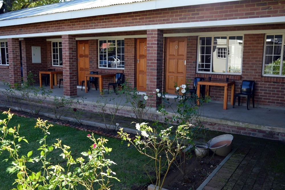 Village Lodge Harrismith 5/50