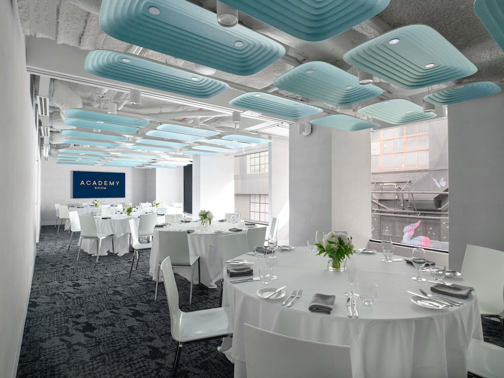 Mercure Melbourne City Centre 47/59