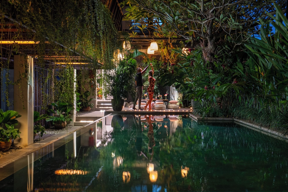 The Kemilau Hotel & Villa Canggu 64/72