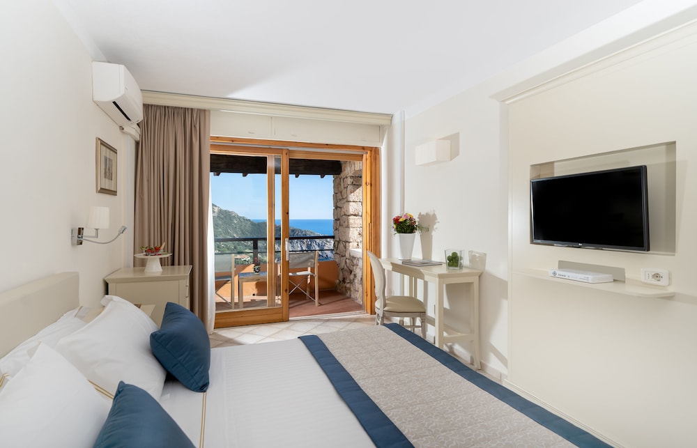 Hotel Torre Di Calapiccola 46/74