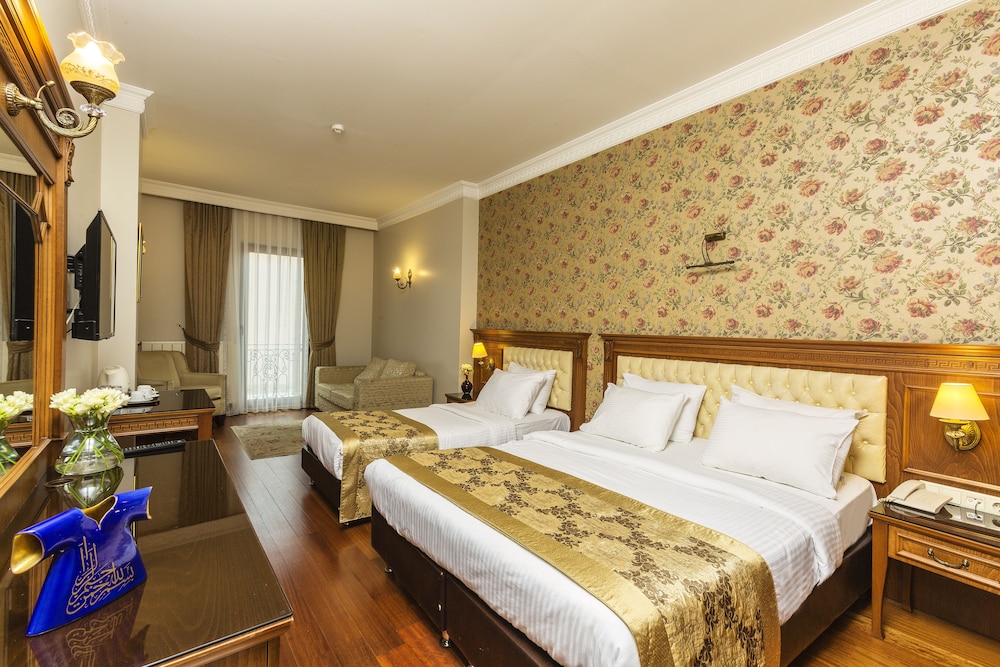 Acra Hotel 24/67